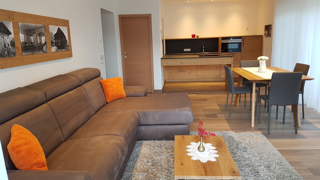 Haupthaus Appartement Typ C Gartenappartement